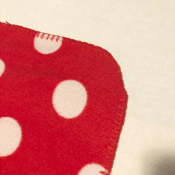 2014 Hello Kitty Polka  Dot Throw Blanket Northwest 58 x 41 Inch - Picture 9 of 16